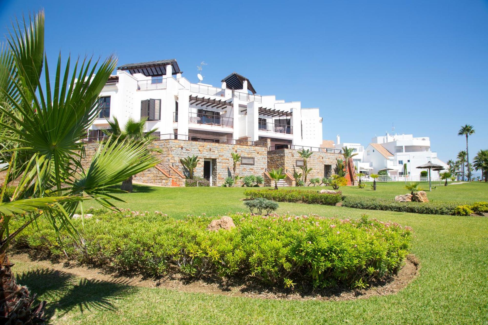 Luxury Casares Del Mar Dp7 Apartment Exterior photo